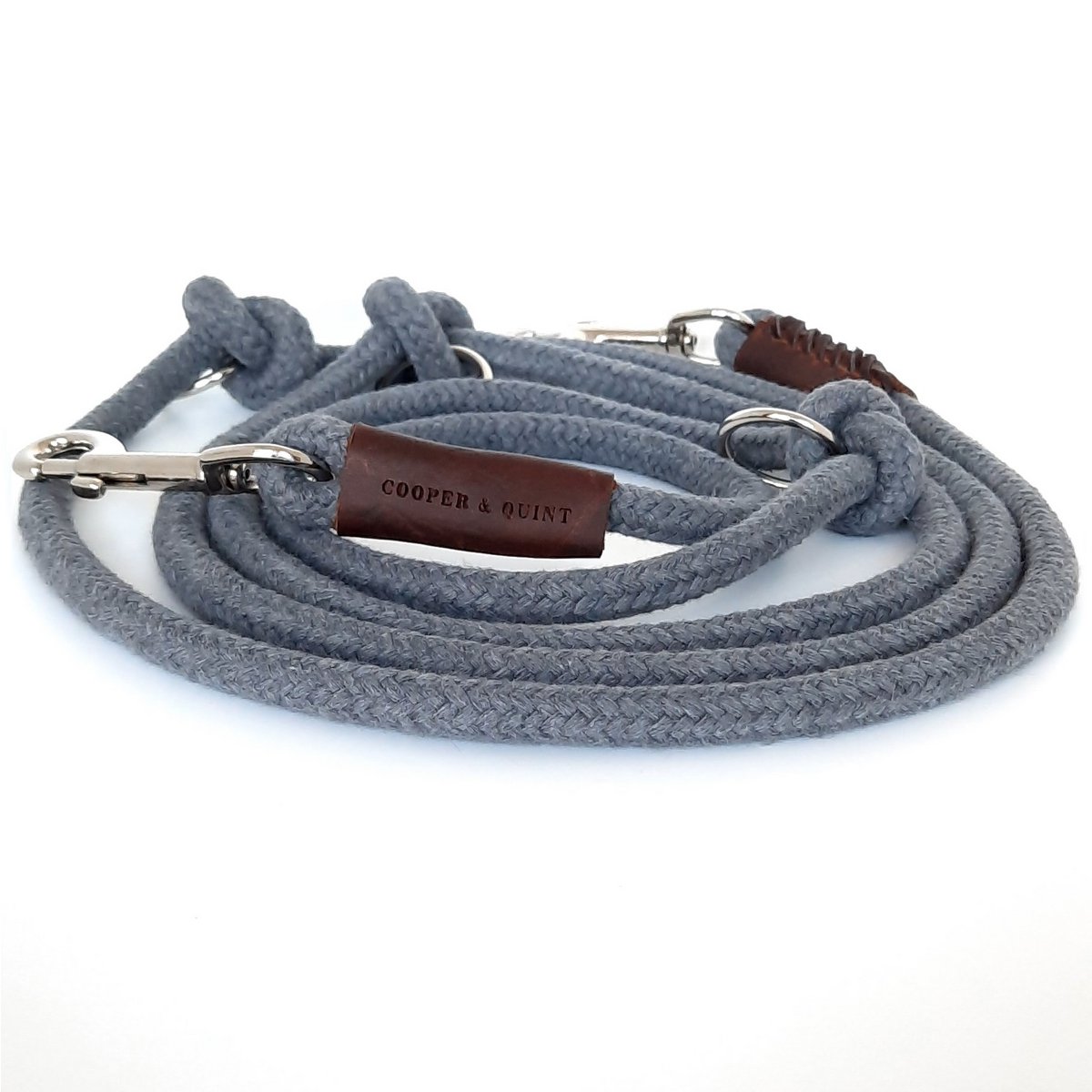 Extra-long 2.5 meter adjustable gray cotton rope leash for dogs.