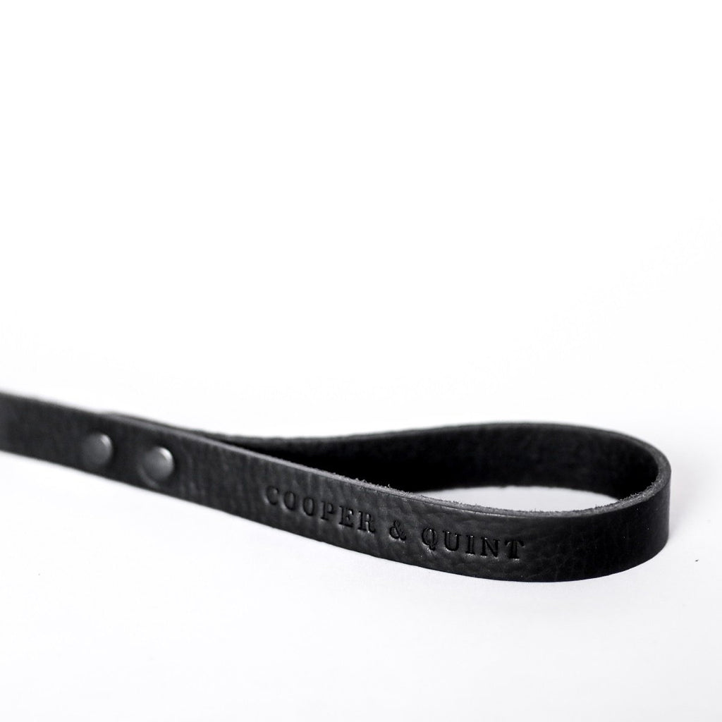 No Fuss Leather Dog Leash – Midnight Black | Minimalist Italian Leather