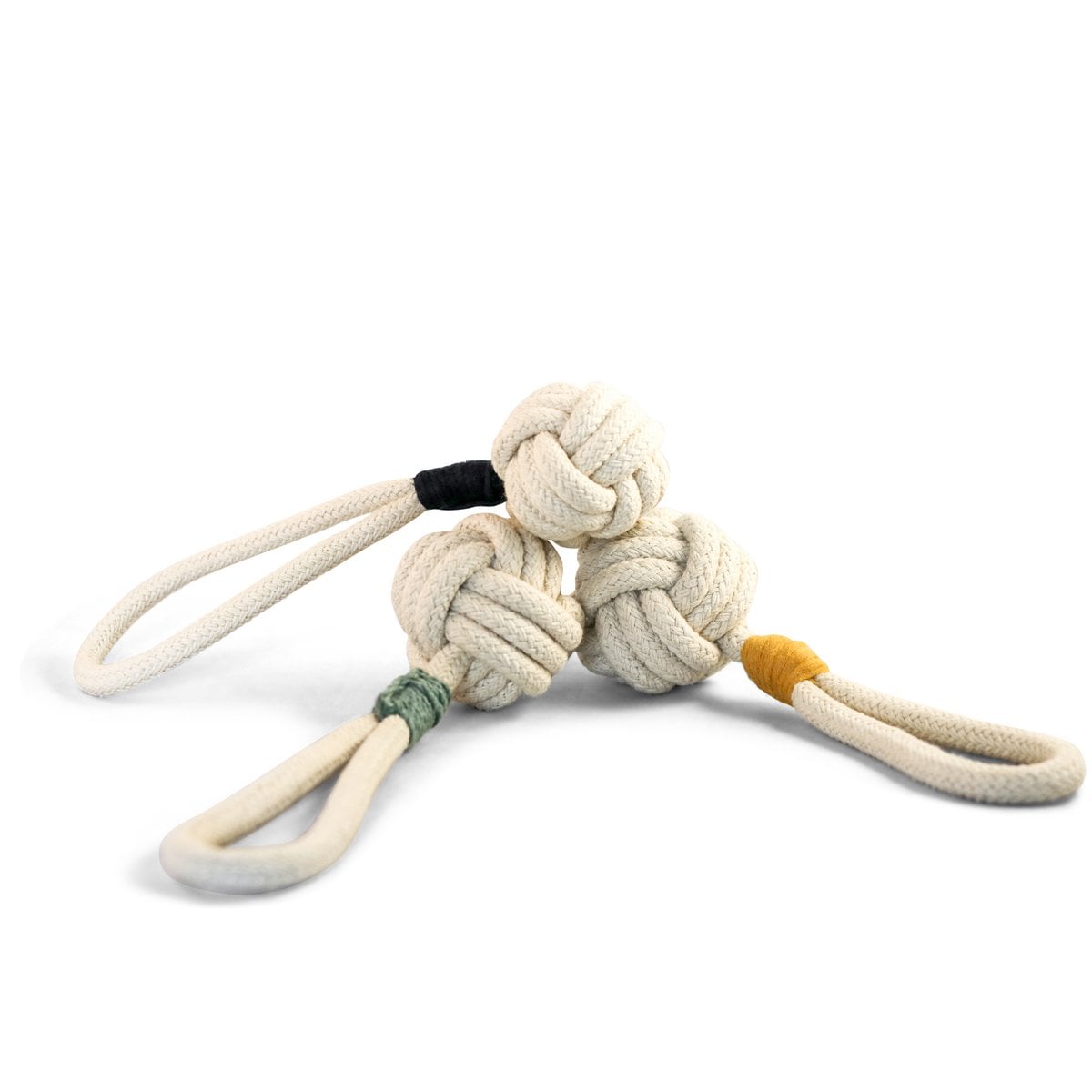 Sustainable dog tug toy available in three modern Oeko-Tex cotton colors