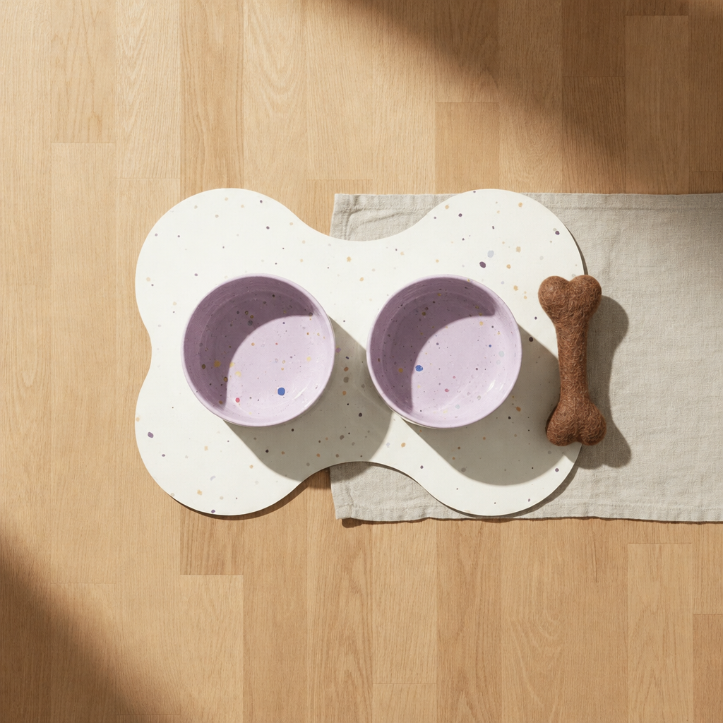 Large starter set, Splatter Dreamy Lilac bowls, brown wool bone