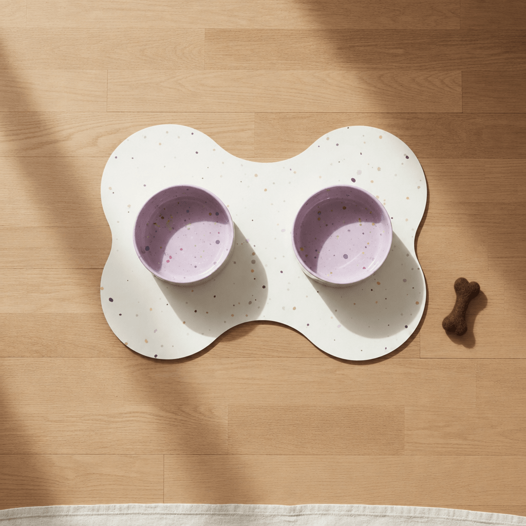 Small Dog Starter Set – Bowls, Placemat and Wool Bone - Smiley Bark