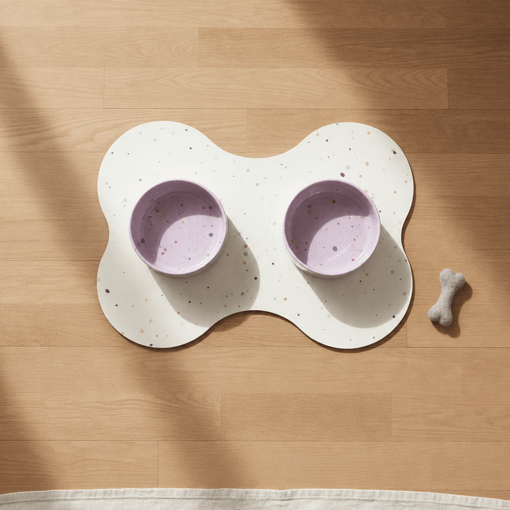 Small Dog Starter Set – Bowls, Placemat and Wool Bone - Smiley Bark